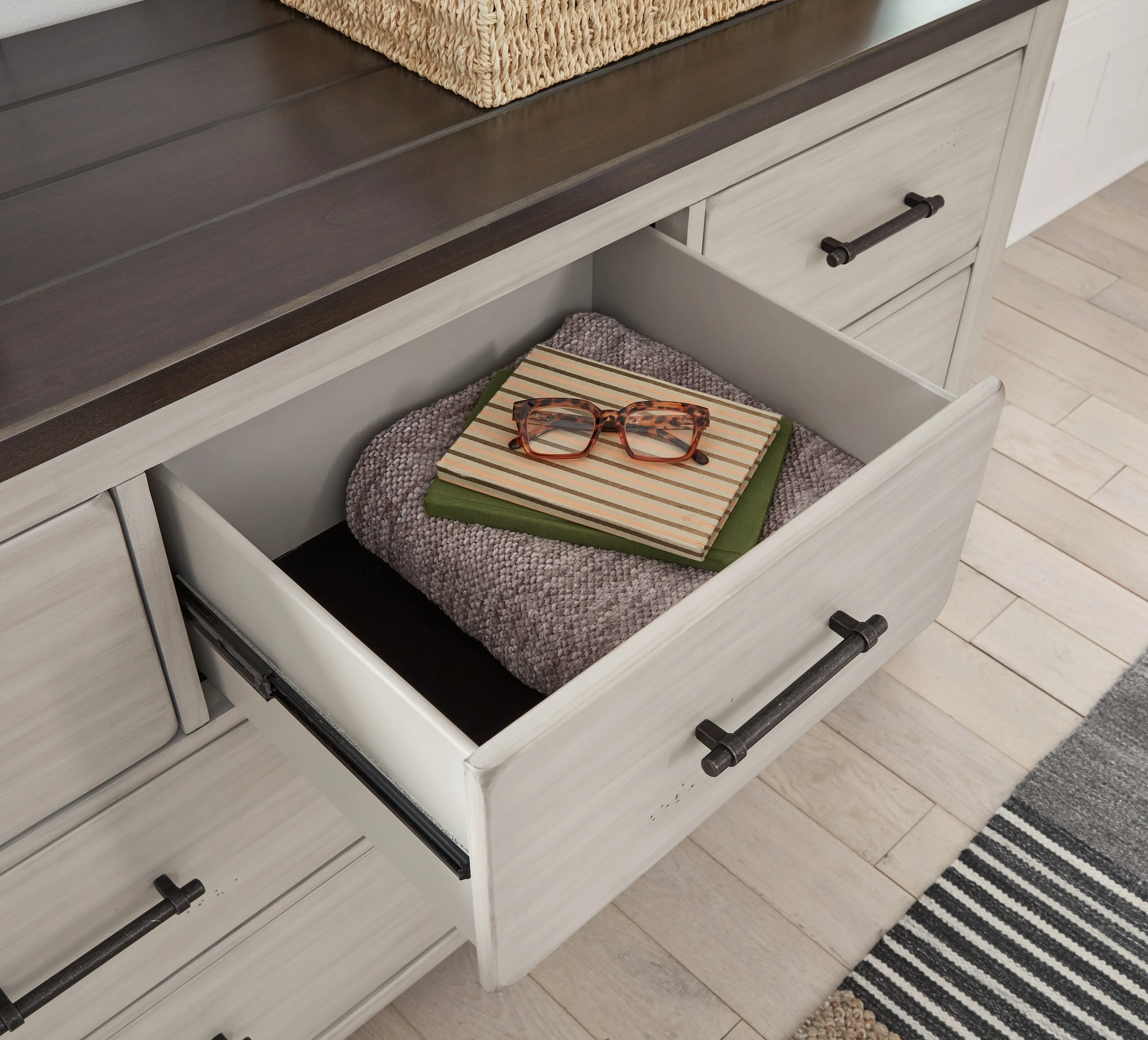 Darborn King Panel Bed with Dresser in Gray/Brown