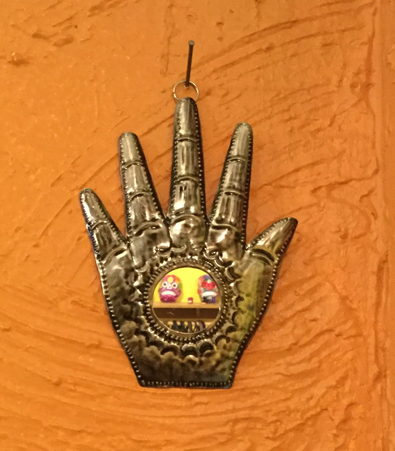 Hojalata Tin Art Hands