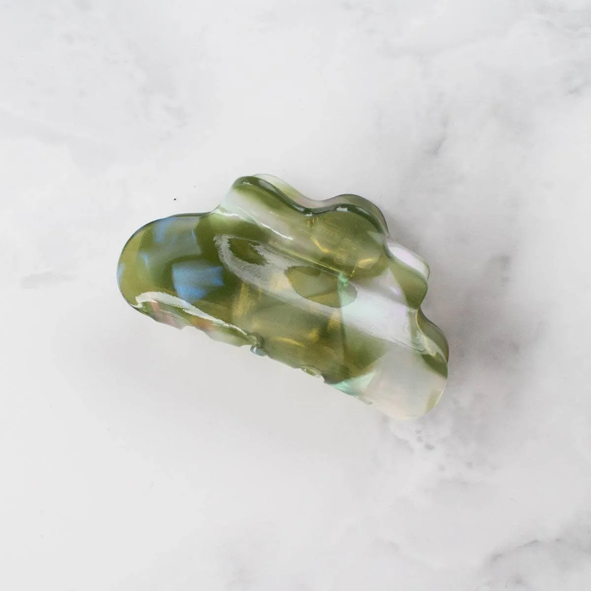 Pearl Cloud Hair Claw