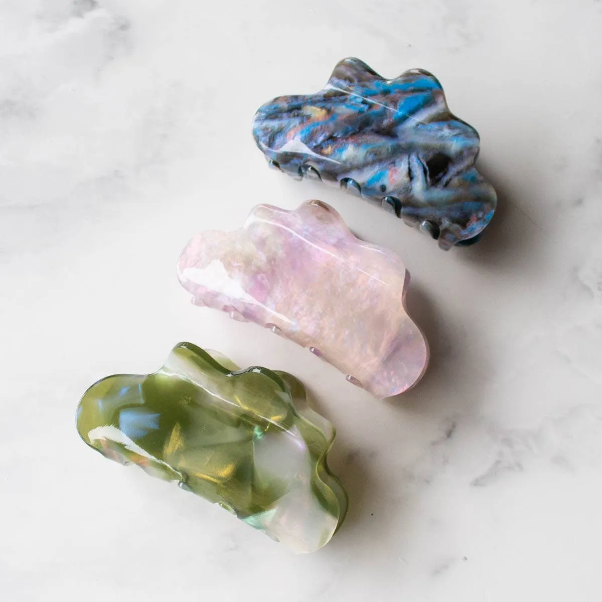 Pearl Cloud Hair Claw