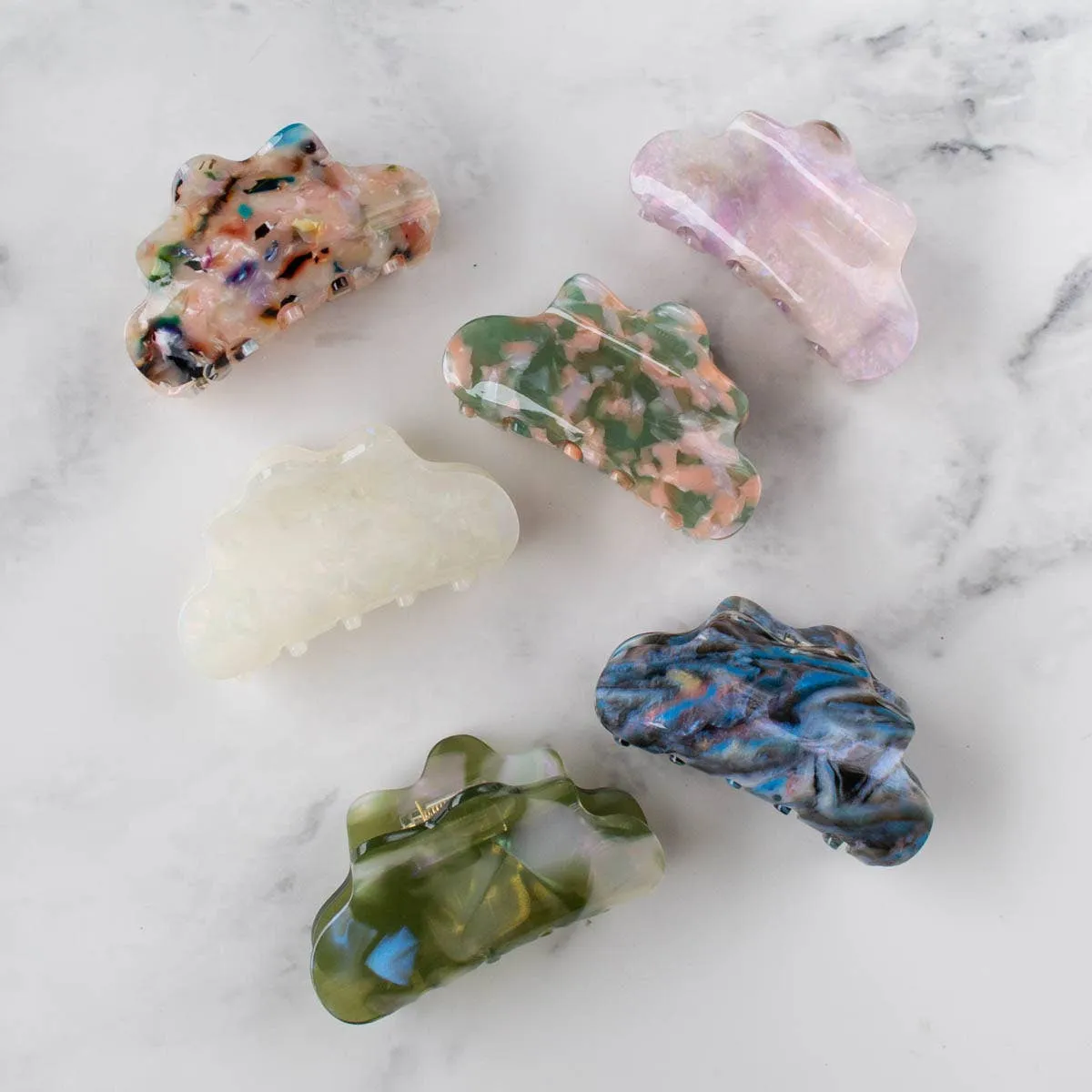 Pearl Cloud Hair Claw