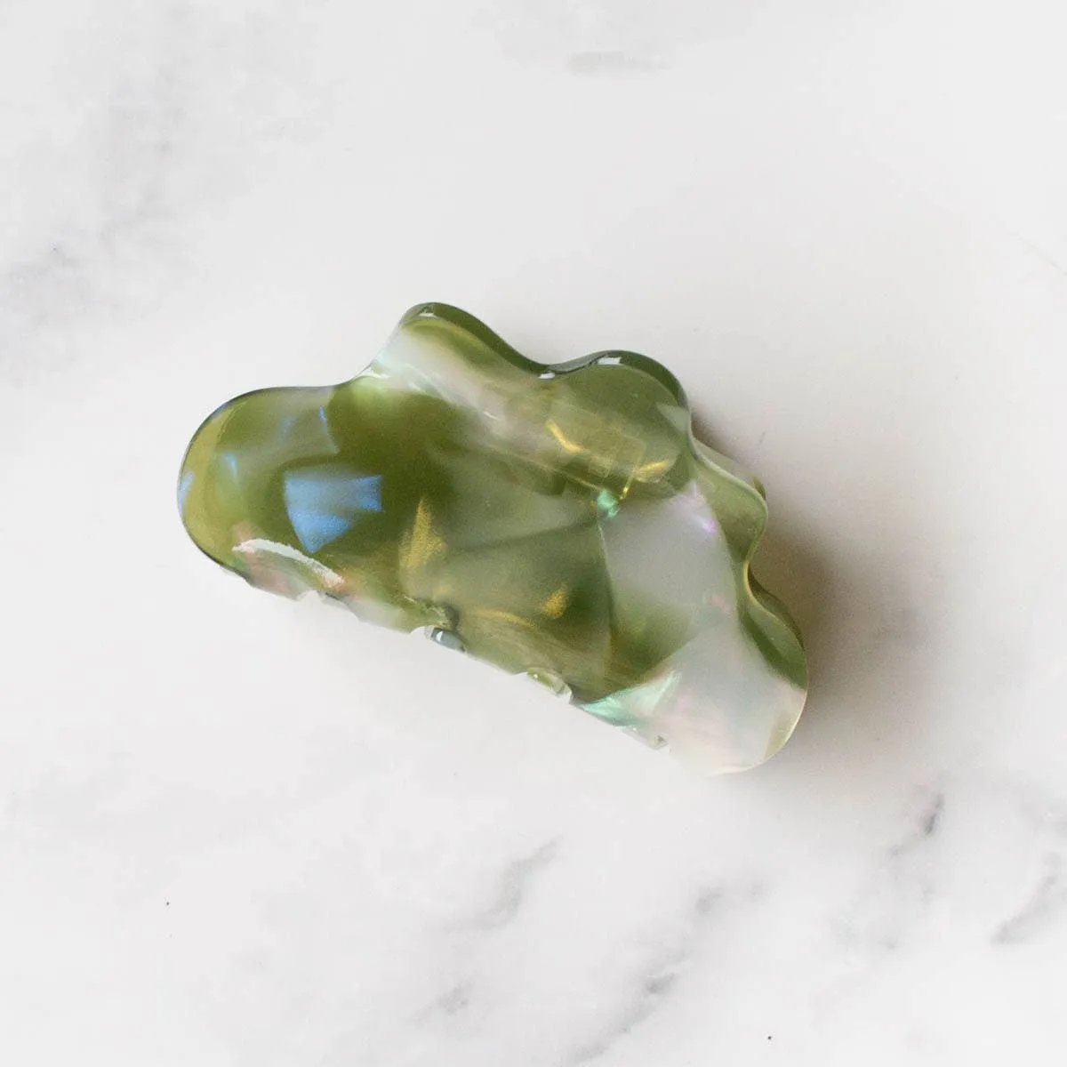 Pearl Cloud Hair Claw