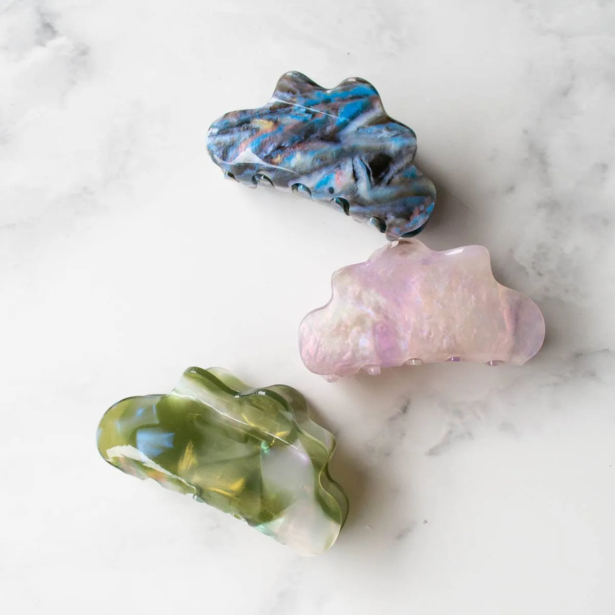 Pearl Cloud Hair Claw